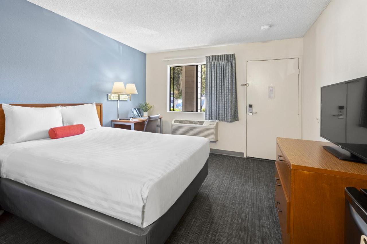 Good Nite Inn Calabasas Buitenkant foto